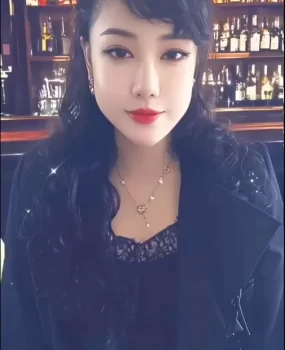 南郊丰满熟女，皮肤白。