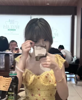 叛逆辍学初下海兼职赚点零花钱有房