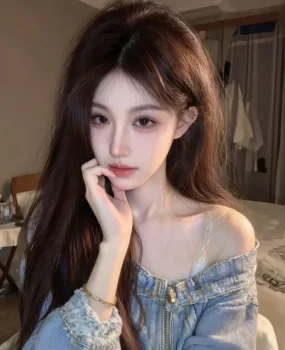 浙江杭州00后大学生