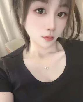 清纯可爱小美女