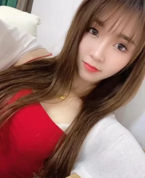 二刷一个年轻好看的上门的姑娘