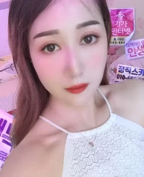 无锡入行没多久，紧度超紧的小姐姐