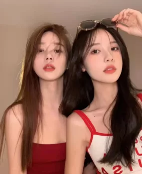 呼市刚成年性感大学生暑假兼职下海赚学费