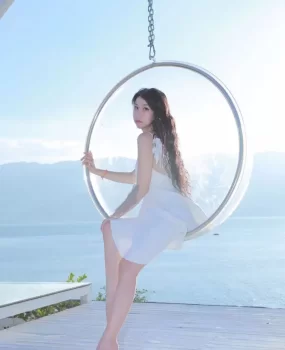 可以推荐各种资源的美女