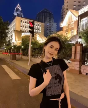 西安新到舞蹈学生妹刚下海欢迎调教